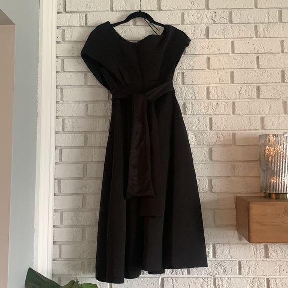NWT ASOS FALLEN SHOULDER DRESS - Picture 8 of 9